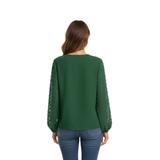 Blouse femme col en V manches bouffantes texturées plumetis fluide