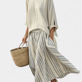 Aurora – blouse confortable et jupe midi à rayures