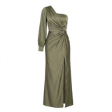 Robe Longue Satinée à Épaule Dénudée avec Nœud Drapé et Fente Latérale