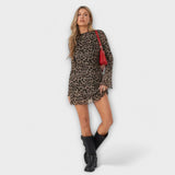 Júlia - Robe en résille avec motif léopard et manches évasées