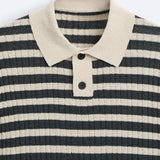 Polo tricoté à rayures classiques