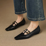 Ceyla | Chaussures plates Mary Jane à double bride avec perforations