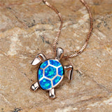 Collier Pendentif Tortue en Opale Feu Verte Vintage