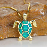 Collier Pendentif Tortue en Opale Feu Verte Vintage