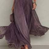 Flavia | Robe longue violette avec décolleté en clé