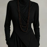 Arielle - Robe Turtleneck Asymétrique Vintage