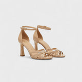 Talons hauts avec détail de croix
