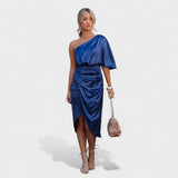 Cátia - Robe Brillante en Satin