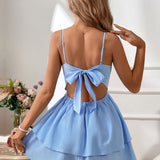 Alice - Mini robe sans dos avec bretelles à nœud et jupe à volants